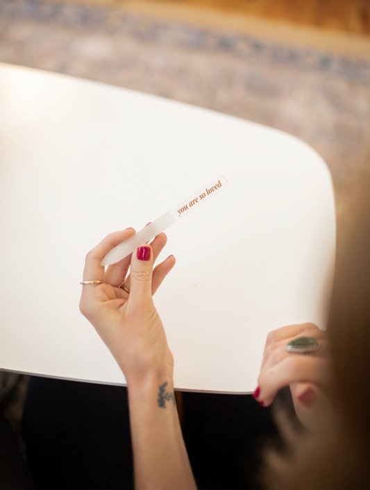 how to use a glass nail file