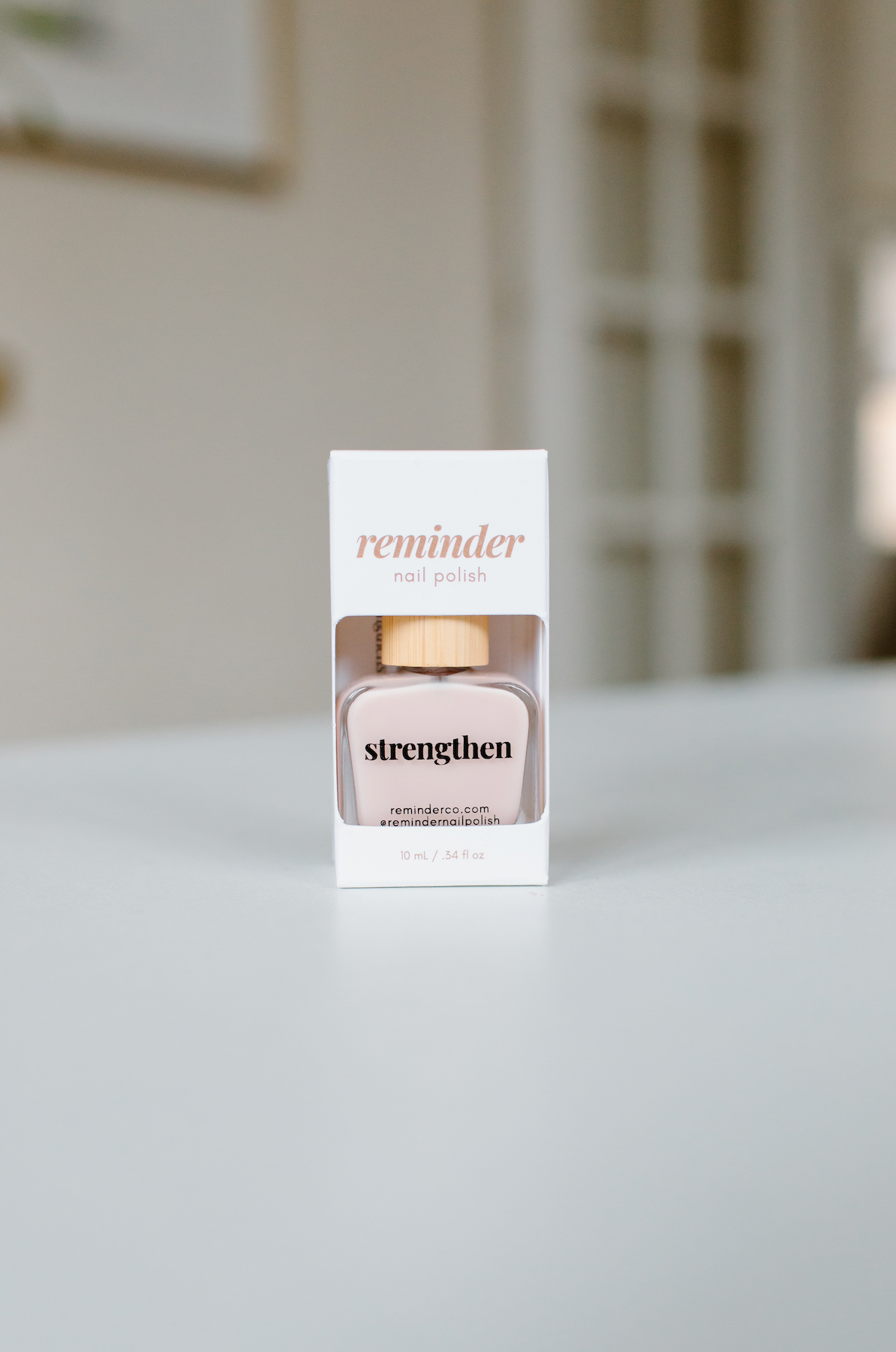 'strengthen' nourishing nail strengthener