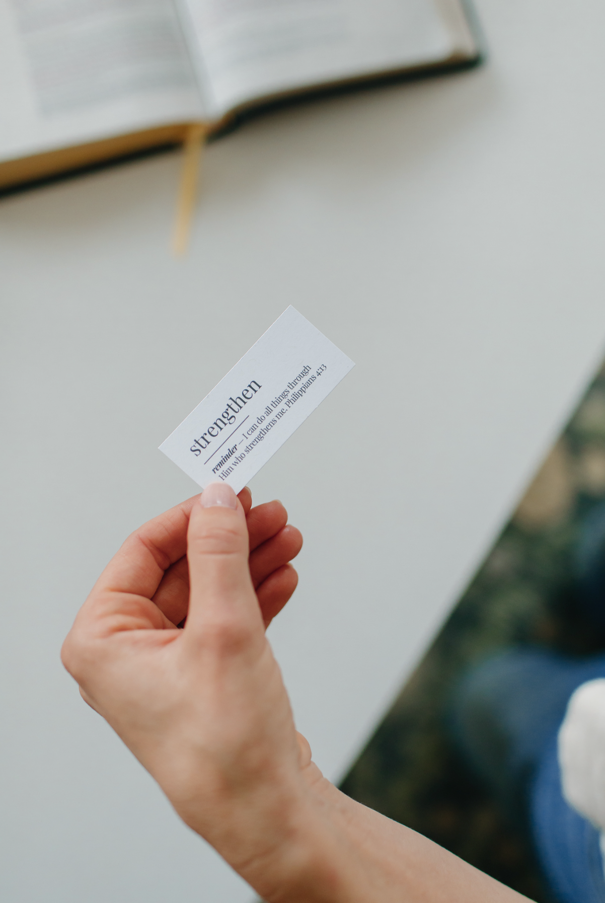 'strengthen' nourishing nail strengthener